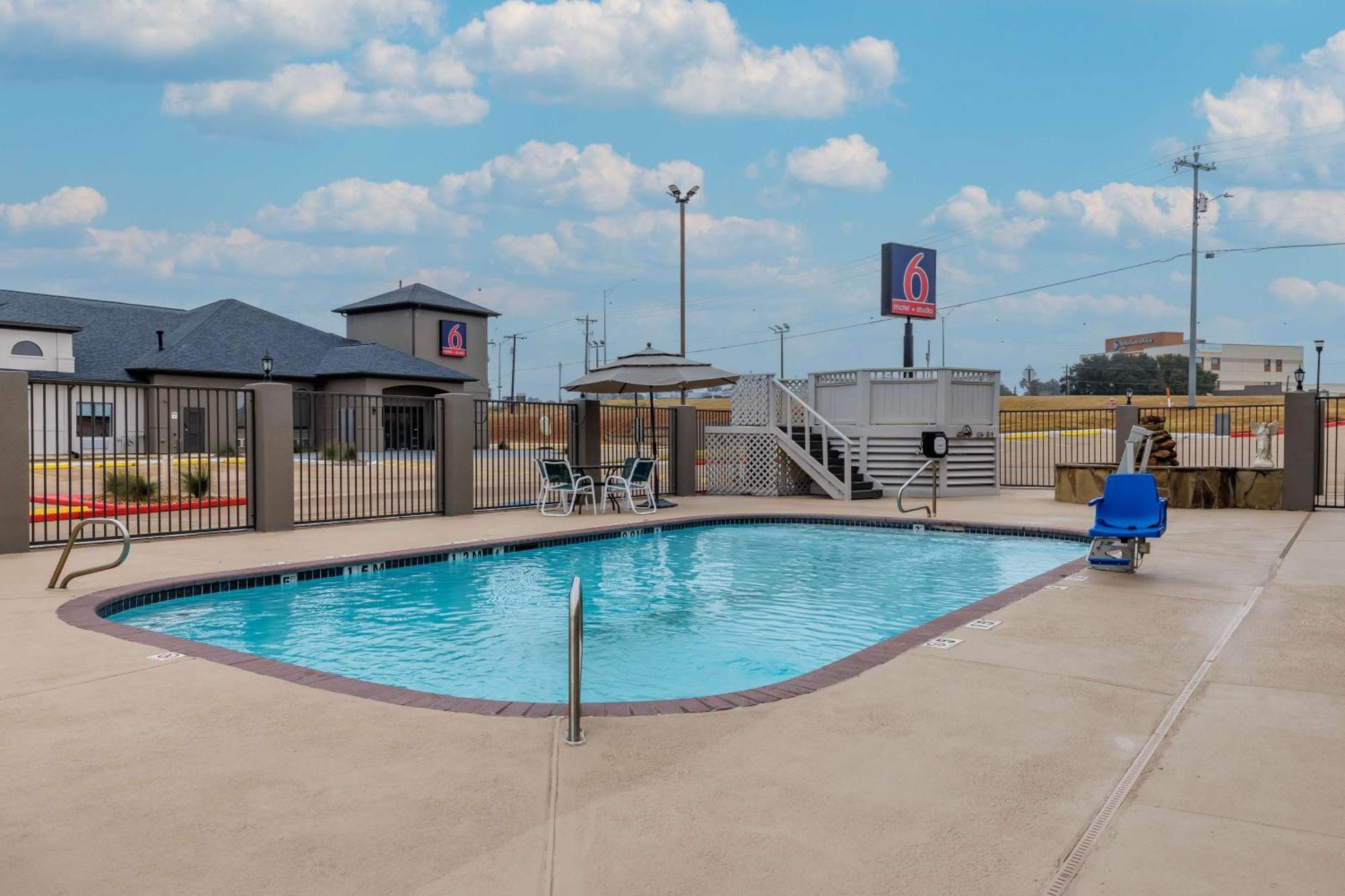 Motel 6-Brenham, Tx Экстерьер фото